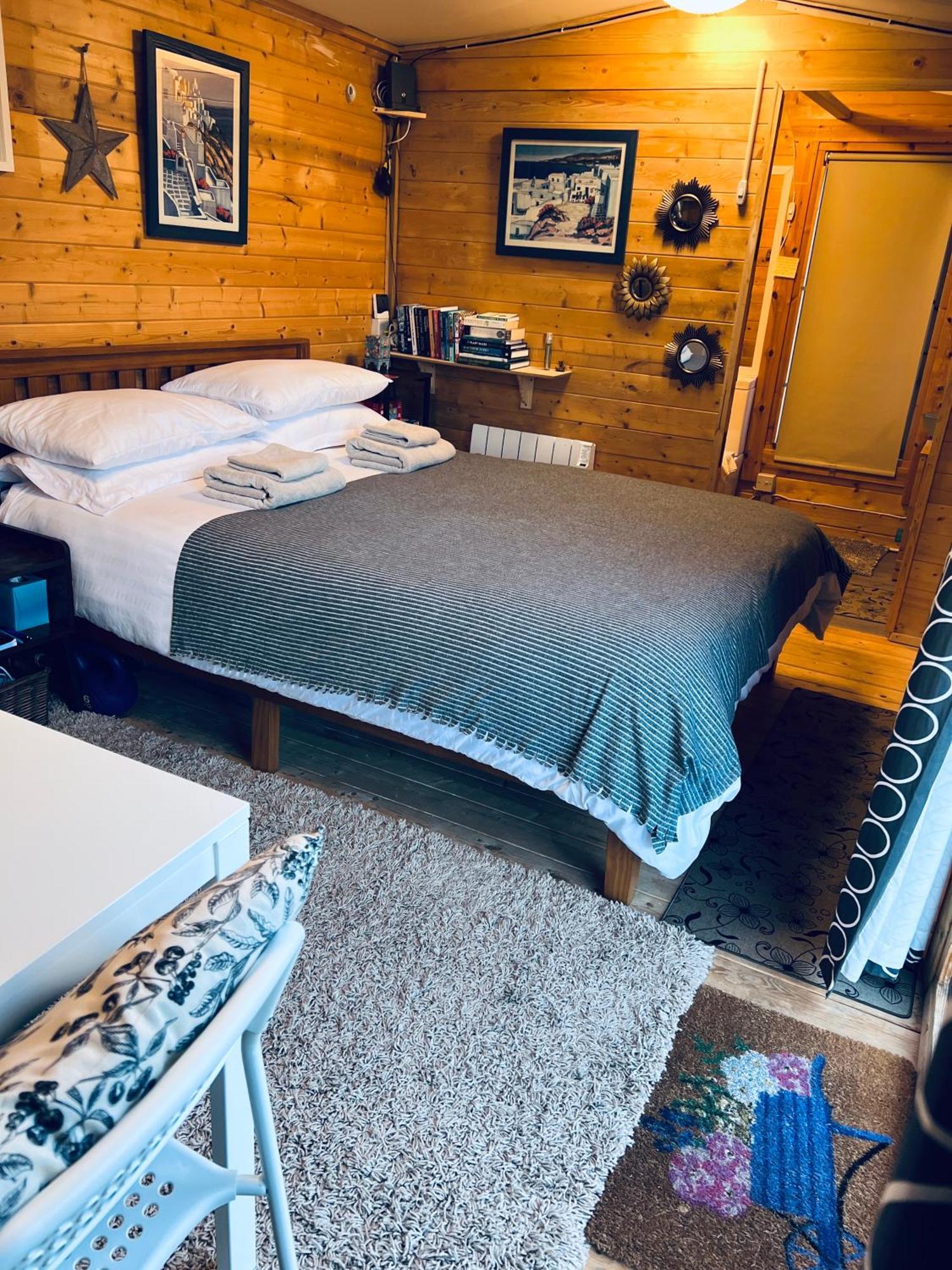 The Cabin Bradford-On-Avon Ngoại thất bức ảnh