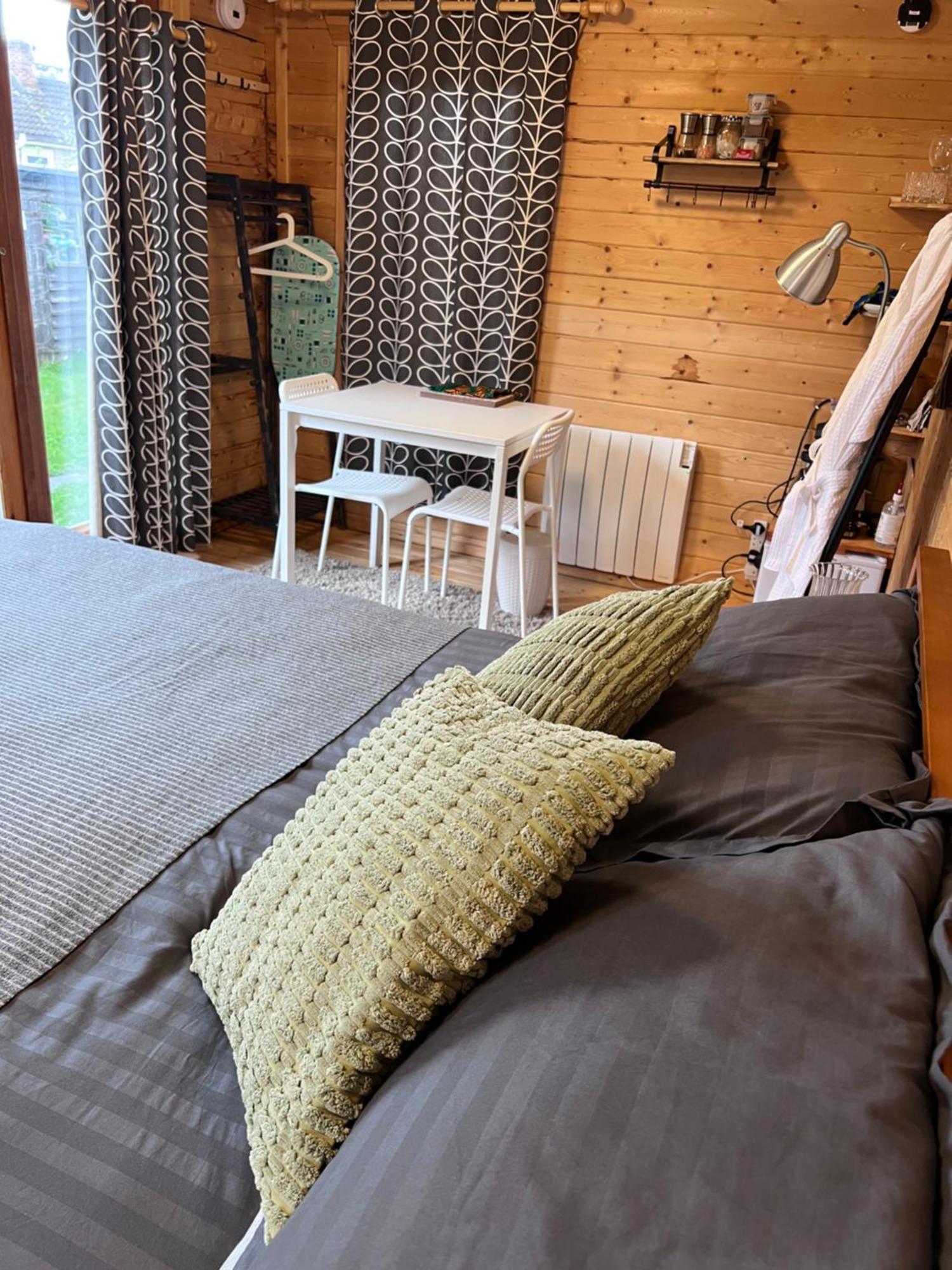 The Cabin Bradford-On-Avon Ngoại thất bức ảnh